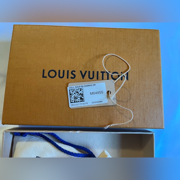 Louis Vuitton Charm Necklace - Picture 3 of 6